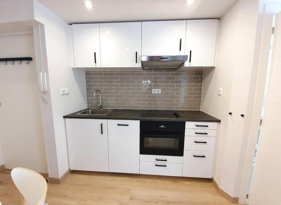 Apartamento Acogedor Piso En El Centro De Sabiñánigo Exterior foto